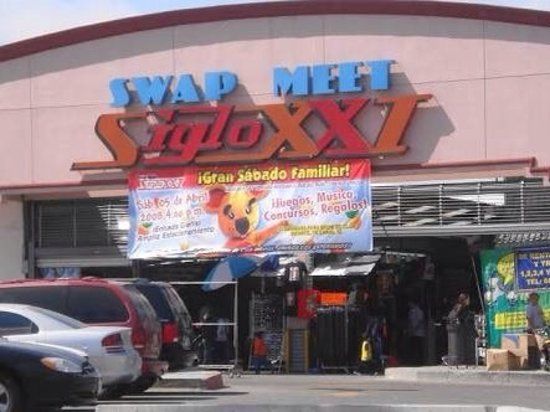 Plaza Siglo XXI Swap Meet